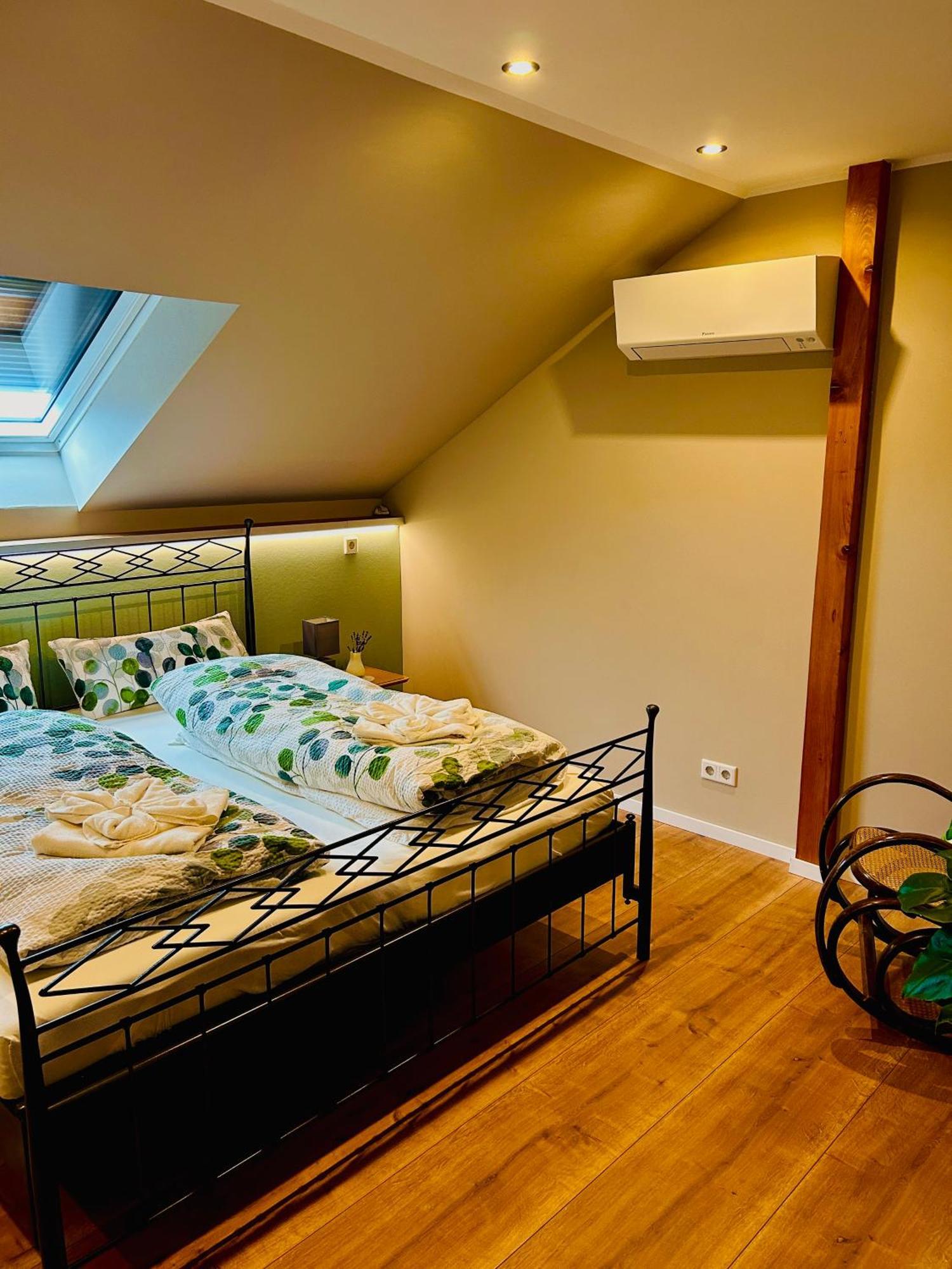 Ferienwohnung "Bei Freunden" Naumburg  Luaran gambar