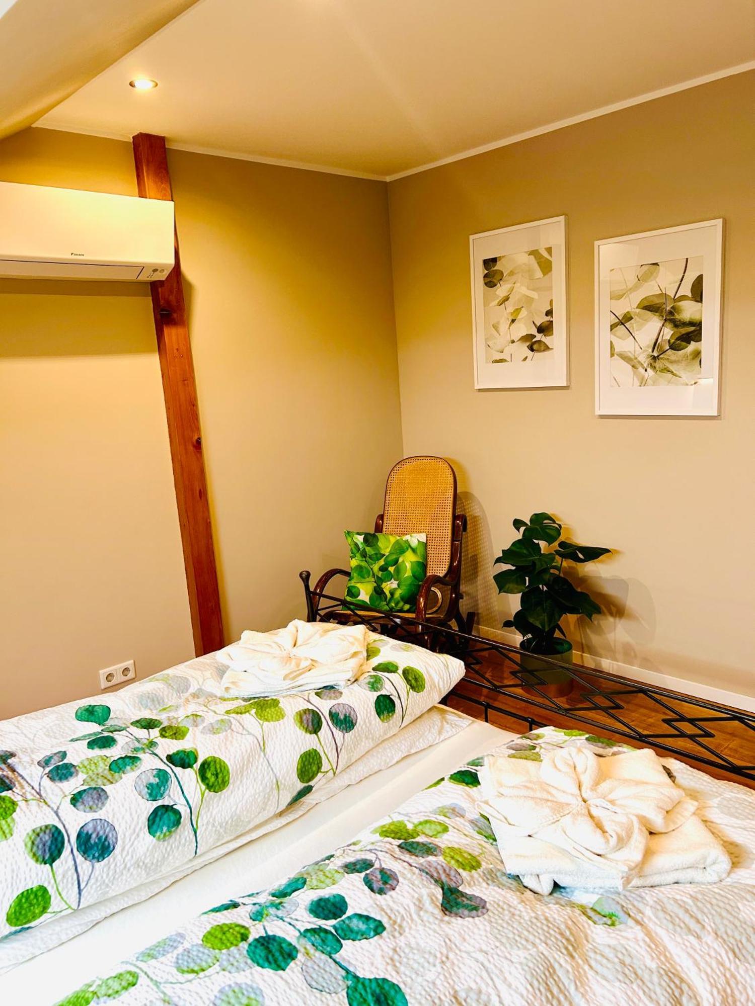 Ferienwohnung "Bei Freunden" Naumburg  Luaran gambar
